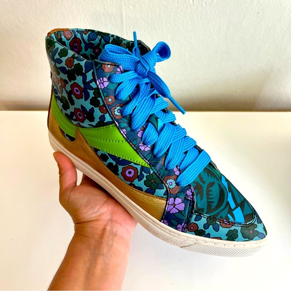 Coach Pointed Toe Floral Hightop Sneakers Size 7 - Picture 1 of 13
